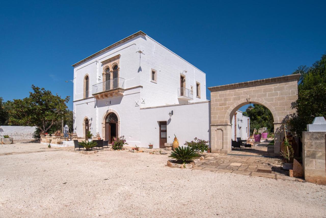 Masseria Borgo Santuri Ostuni Exteriör bild