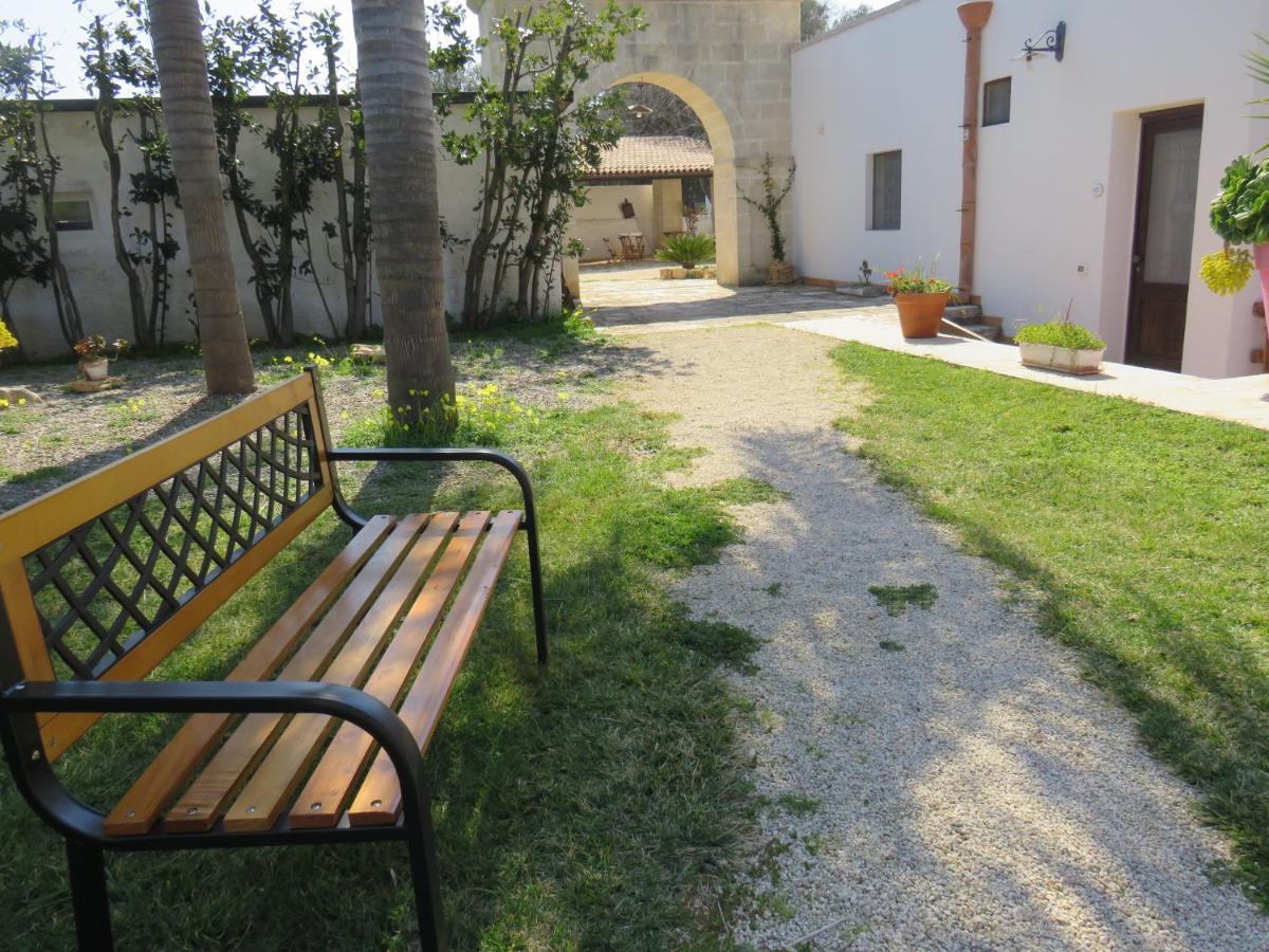 Masseria Borgo Santuri Ostuni Exteriör bild